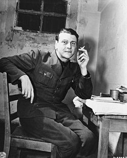 Otto Skorzeny, prisonnier lors du procès de Nuremberg en 1945.