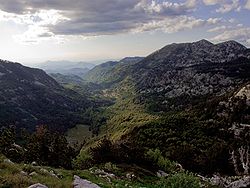Le Velika Jastrebica et la vallée glaciaire de Pirina poljana