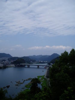 La rivière Kiso à Inuayama