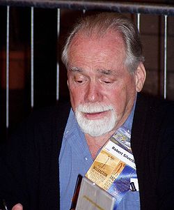 Robert Silverberg lors de la 63e convention mondiale de science-fiction Glasgow, août 2005