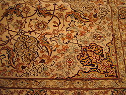 Rug esfahan detail.jpg