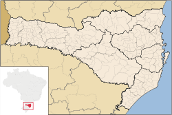 Carte de l'État de Santa Catarina (en rouge) à l'intérieur du Brésil