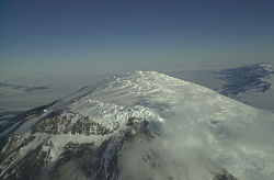 Vue aérienne du sommet du mont Discovery