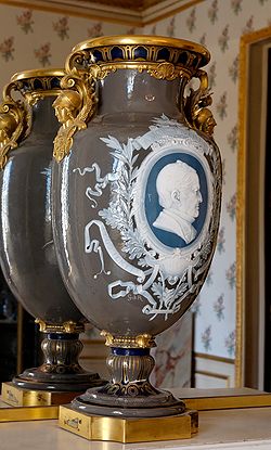 Vase vendange Louvre OA2484.jpg