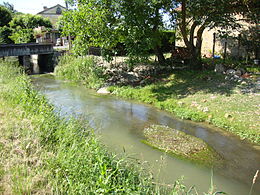 Auriébat (Hautes-Pyr, Fr) Canal d'Alaric.JPG