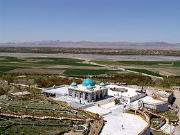 Vue de l'Arghandab dans la vallée de Kandahar - A l'avant plan, la mosquée de Baba Wali.