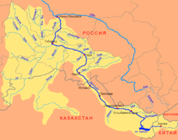 Situation du Touï ( ici en russe Туй ) dans le bassin de l'Irtych. Il coule d'est en ouest, au nord de la ville de Tara ( en russe Тара ), représentée ici par un point rouge au centre de la carte, et au nord de la rivière Chich ( Шиш ).