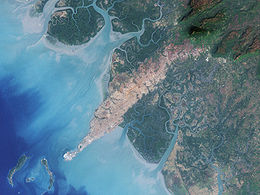 Baie de Sangaréya, avec à l'extrême nord, l'embouchure du Konkouré.