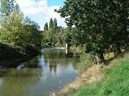 L'Arize près de sa confluence avec la Garonne à Carbonne.