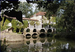 Moulin de Loubens sur le Dropt.