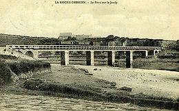 Pont sur le Jaudy à la Roche-Derrien (1905).