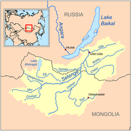 Carte du bassin de la Selenga et de ses affluents. Au centre de la carte, la Djida est parallèle à la frontière russo-mongole.