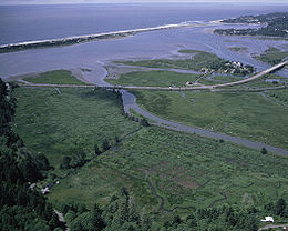 Embouchure du fleuve Siletz dans la baie de Siletz