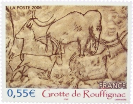 En 2006, La Poste a édité un timbre représentant les gravures de la grotte de Rouffignac.