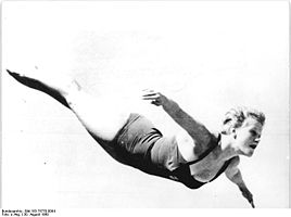 Bundesarchiv Bild 183-75770-0094, Rom, XVII. Olympiade, Ingrid Krämer.jpg