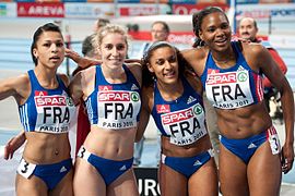 France 4 x 400 m women Paris 2011.jpg