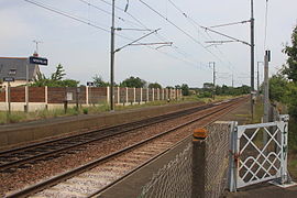 Les quais de la gare de Montrelais.
