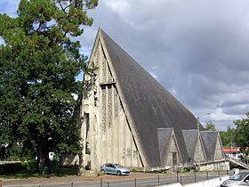 Image illustrative de l'article Église Saint-Vincent-de-Paul (Mont-de-Marsan)