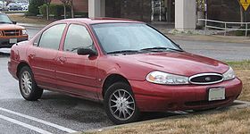 1998-2000 Ford Contour SE.jpg