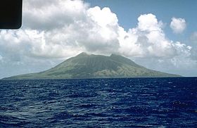 L'île volcanique Alamagan