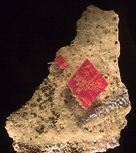 Alma King, le plus grand cristal de rhodochrosite connu.