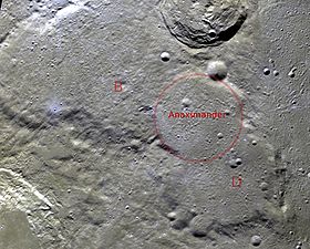 Cratère Anaximandre et les deux plus grandes cratères satellites B et D