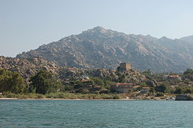 Le village de Kapırıkı vu depuis le lac Bafa