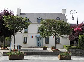 Mairie de Baguer-Morvan.