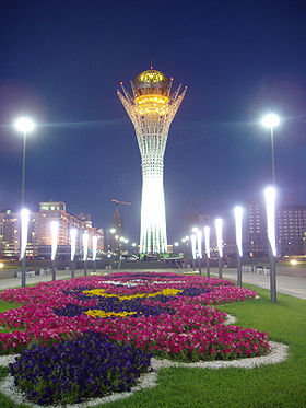 La tour d'observation de Bayterek, symbole d'Astana.