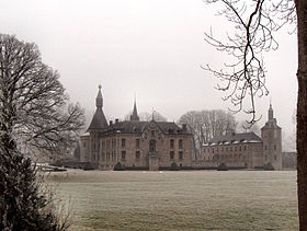 Le château de Boussu-en-Fagnes, en hiver