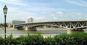 Budapest Petofi Bridge.jpg