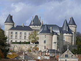 Chateau de Verteuil.jpg