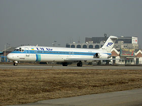 DC-9 UR-CBY.JPG