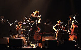 Dionysos band (2003).jpg