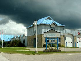 Centre social et caserne des pompiers de Dubreuilville