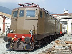 Locomotive E.636 014 en gare de Milan années 1950