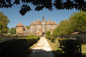 F09.Chateau de Ratilly.0198.JPG