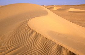 Erg entre Fachi et Bilma dans le désert du Ténéré