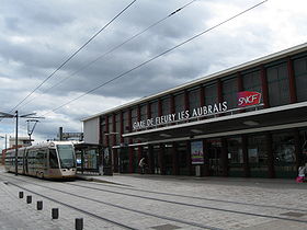 Gare Fleury les Aubrais 01.jpg