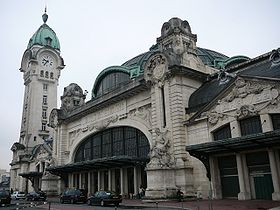 La gare de Limoges-Bénédictins depuis le parvis