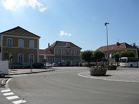 Gare de Pontarlier côté cour.JPG