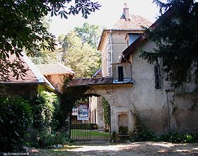 Grange Huguenet - Besançon.jpg