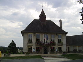 Hôtel de ville de Magnac-Laval