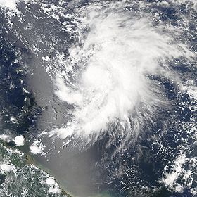 L'ouragan Philippe, le 18 juillet 2005 à 0:00 UTC