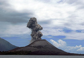 L'Anak Krakatau le 7 février 2008