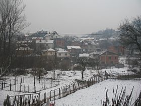 Vue de Jelašnica en hiver