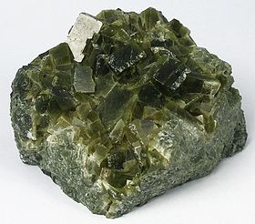 Johannsénite, North Mine, Broken Hill, Comté de Yancowinna, Nouvelles-Galles du Sud, Australie, 5.5 x 4.5 x 3.3 cm
