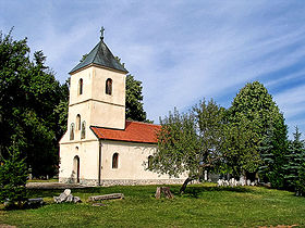 L'église orthodoxe serbe des Apôtres-Pierre-et-Paul à Sirogojno