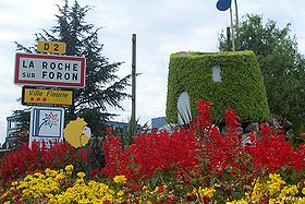 Vue de l'entrée principale de La Roche-sur-Foron