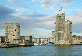 Les tours du vieux-port de La Rochelle